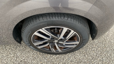 Peugeot 208 1.2 PureTech 100 Allure Premium + 5dr Petrol Hatchback
